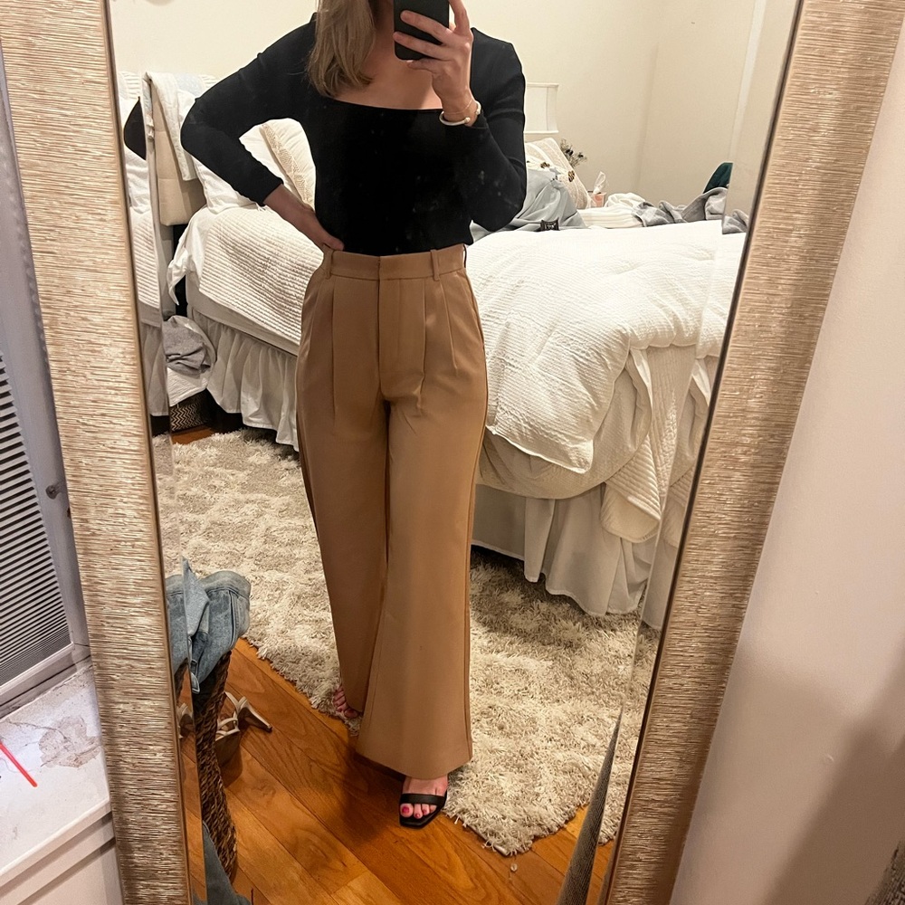 Abercrombie & Fitch Women's Tan Trousers - Picture 5 of 5